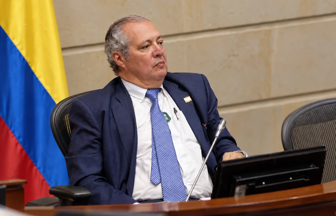 Iván Name pierde su investidura como senador
